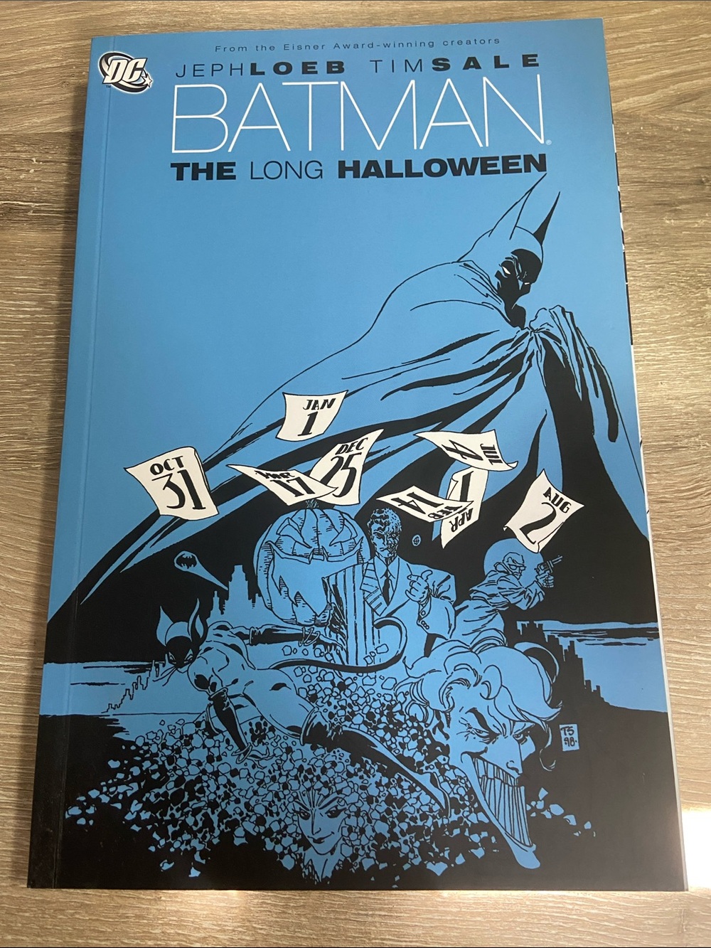 Batman: The Long Halloween (DC Comics, 1998) Paperback